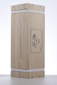 france-bordeaux-wine-le-pin-2021